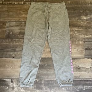 vans sweatpants